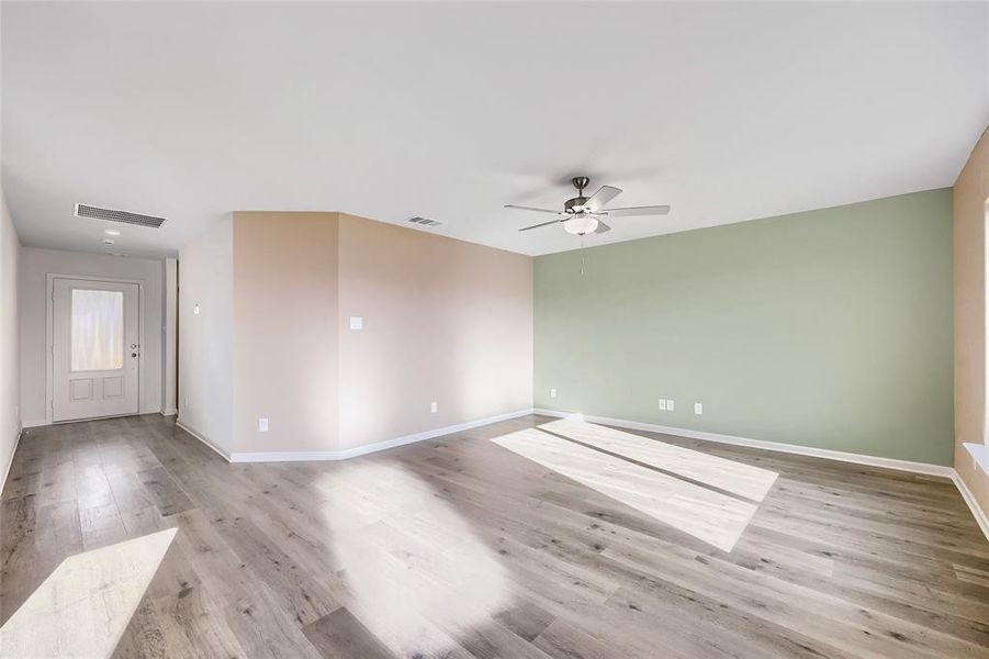 Spacious, unfurnished interior of a new home in Patriot Estates, Venus (Image 19).