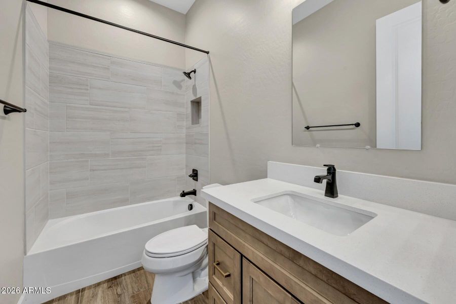 Homesite104-020 Homesite104-020