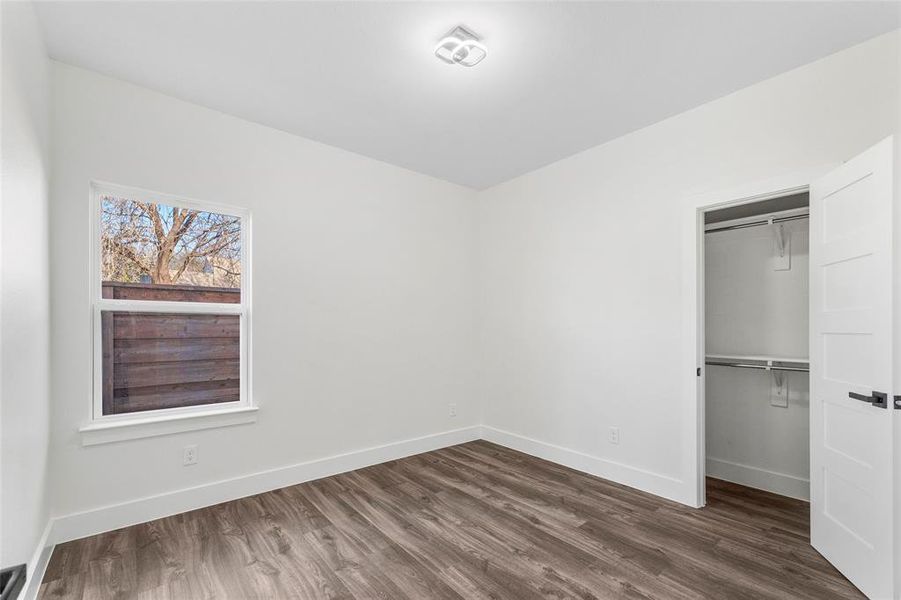 Spacious, unfurnished interior of a new home in , Dallas (Image 29).