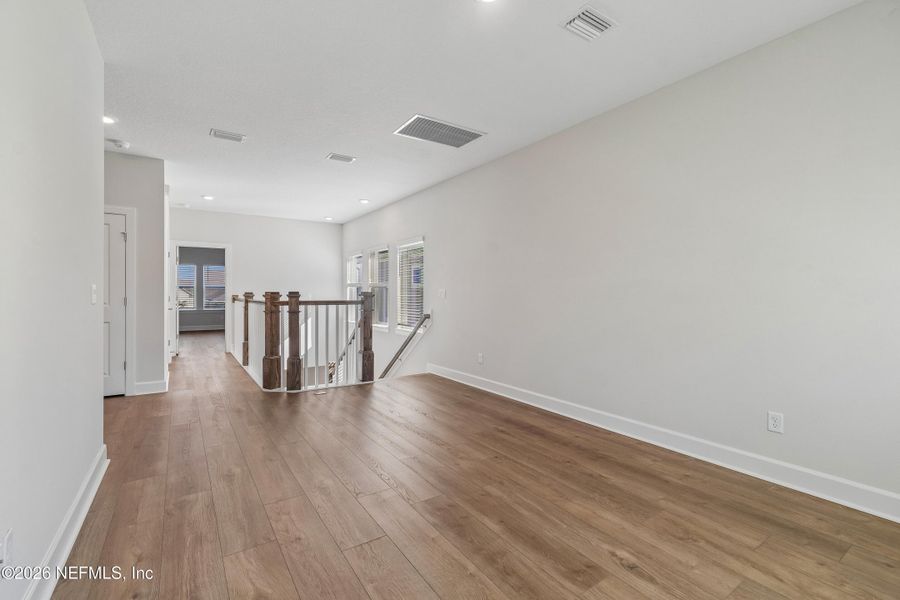 Spacious, unfurnished interior of a new home in Granville at eTown 38', Jacksonville (Image 16).