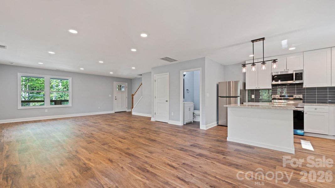 Spacious, unfurnished interior of a new home in , Maggie Valley (Image 34).