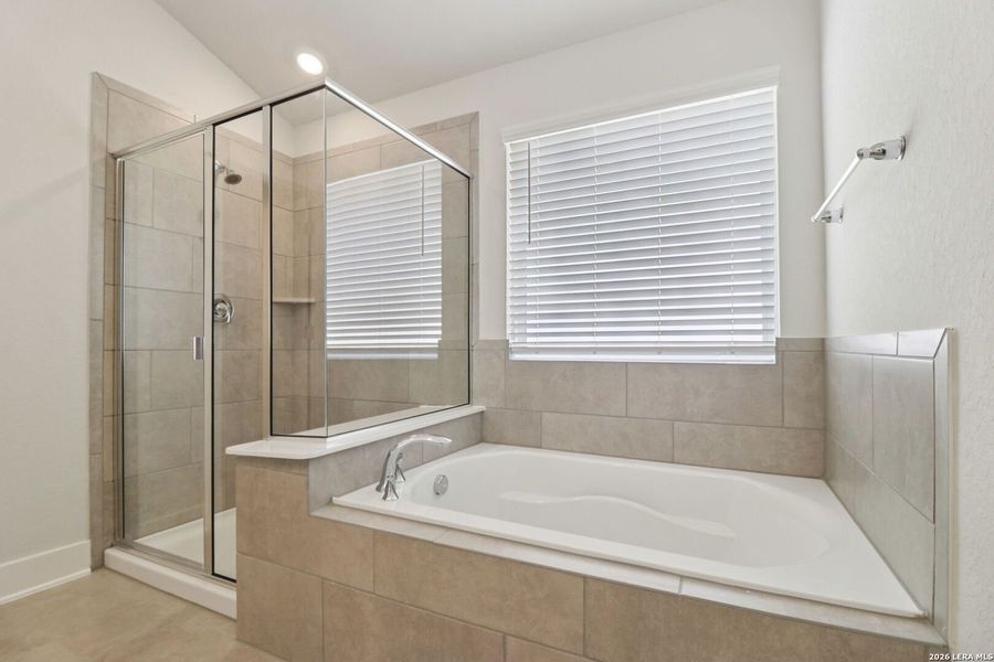 Furnished interior view inside a new home in Sagebrooke - Classic Series, San Antonio (Image 10).