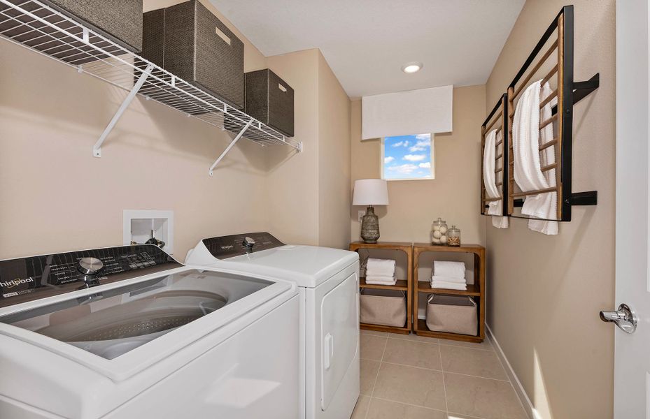 Representative furnished interior of a home built from the Pinecrest by Pulte Homes in Riversong, Parrish (Image 12).