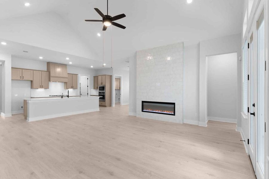 Spacious, unfurnished interior of a new home in The Grove at Blackhawk, Pflugerville (Image 21).