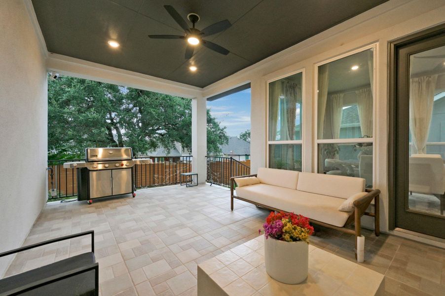 Image 34 of a home in Bluffview 50s. Image 34 of a home in Bluffview 50s.