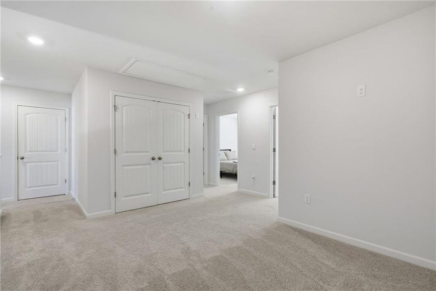 Spacious, unfurnished interior of a new home in , Dahlonega (Image 24). Spacious, unfurnished interior of a new home in , Dahlonega (Image 24).
