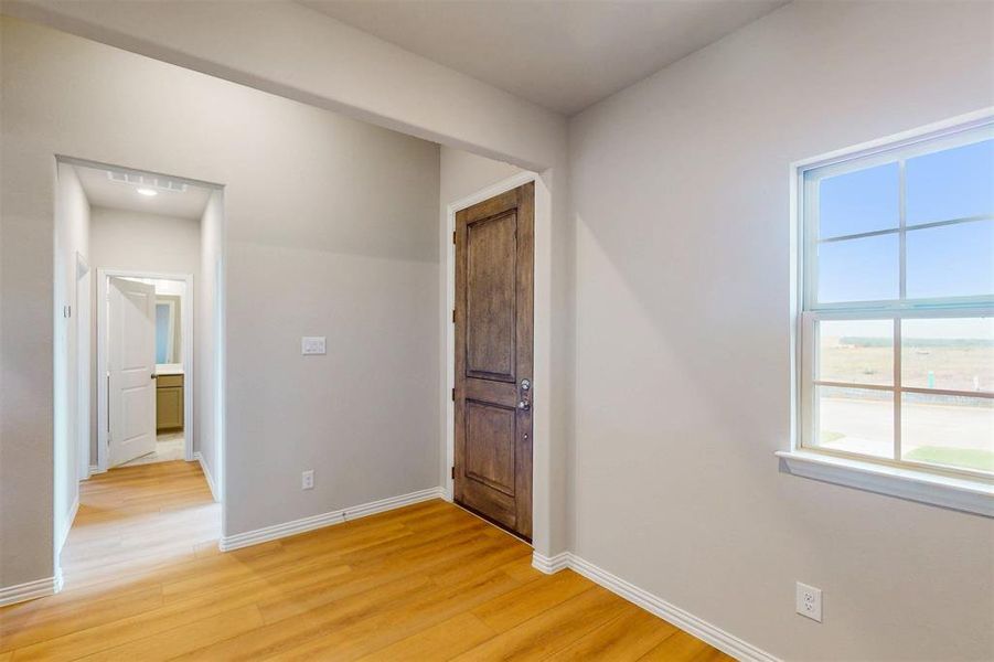 Spacious, unfurnished interior of a new home in Lilybrooke at Legacy Hills, Celina (Image 31). Spacious, unfurnished interior of a new home in Lilybrooke at Legacy Hills, Celina (Image 31).