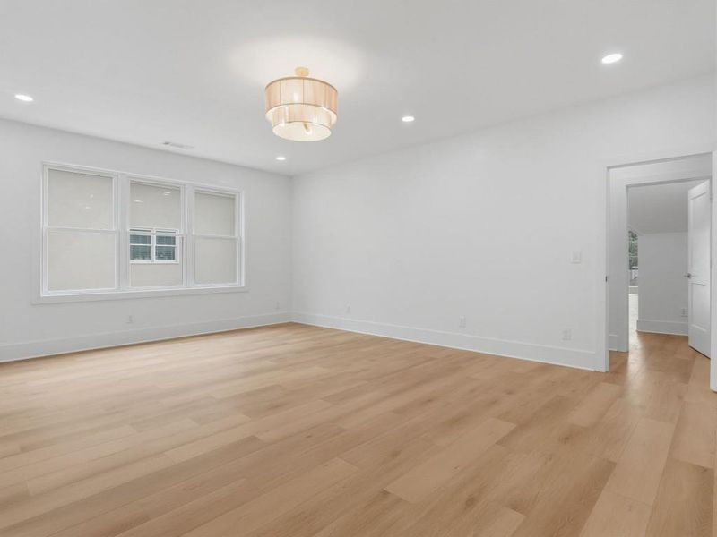 Spacious, unfurnished interior of a new home in , Canton (Image 29).