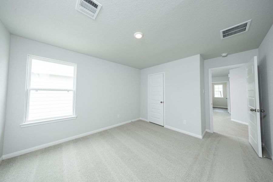Spacious, unfurnished interior of a new home in Cliffstone Hills, Conroe (Image 15). Spacious, unfurnished interior of a new home in Cliffstone Hills, Conroe (Image 15).