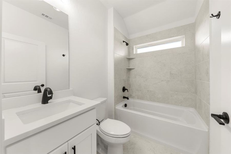 23. 2149 Ten Mile - 3RD Bath 23. 2149 Ten Mile - 3RD Bath