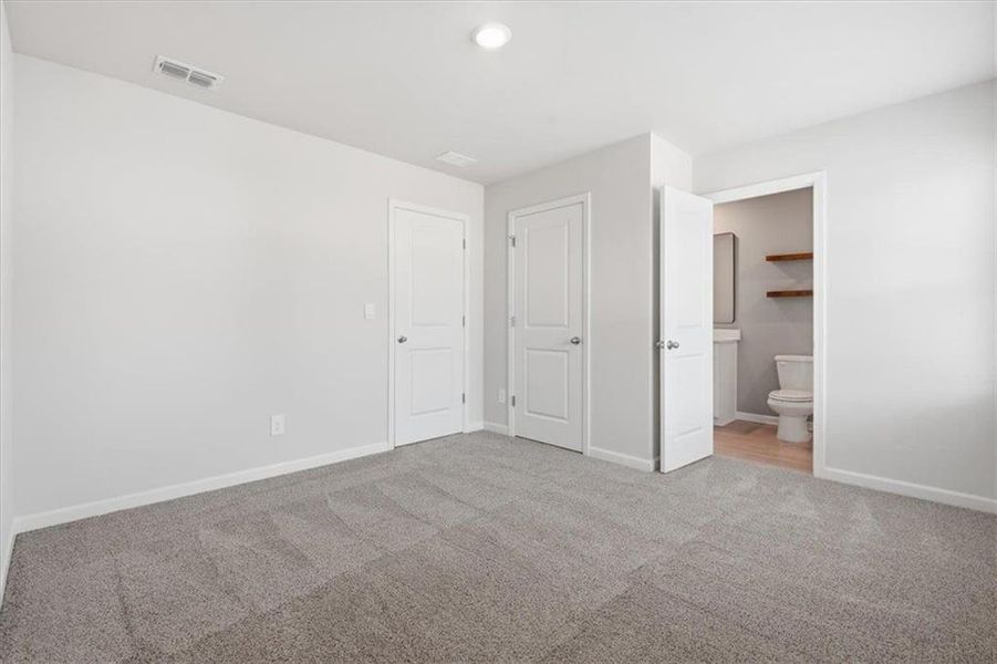 Spacious, unfurnished interior of a new home in Brooks at Riverview Landing, Smyrna (Image 23).