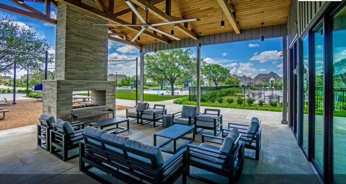 Community amenities in Candela, Richmond (Image 45).