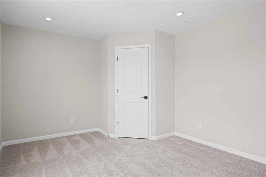 Spacious, unfurnished interior of a new home in Easton Park, Dallas (Image 30).