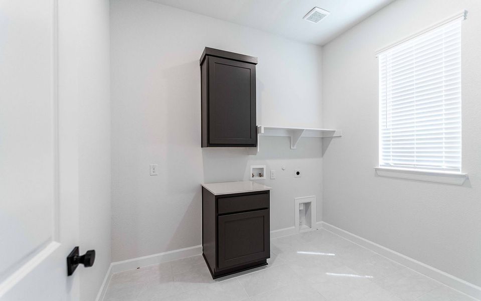 Furnished interior view inside a new home in Solterra, Mesquite (Image 13).