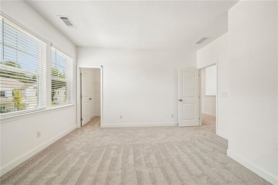 Spacious, unfurnished interior of a new home in Bennett Farm, Loganville (Image 30).