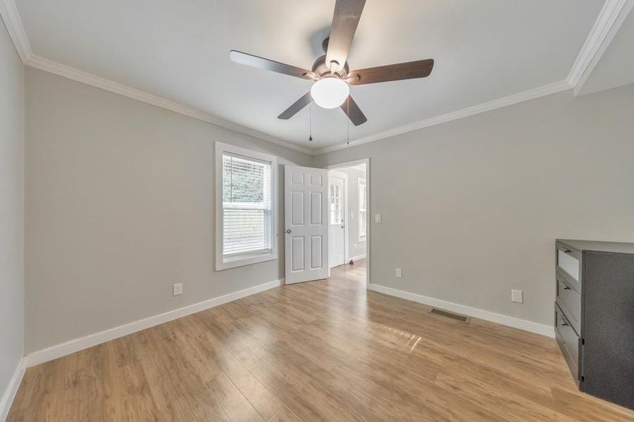 Spacious, unfurnished interior of a new home in , Silver Creek (Image 21). Spacious, unfurnished interior of a new home in , Silver Creek (Image 21).