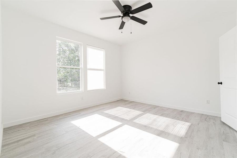Spacious, unfurnished interior of a new home in , Dallas (Image 30).