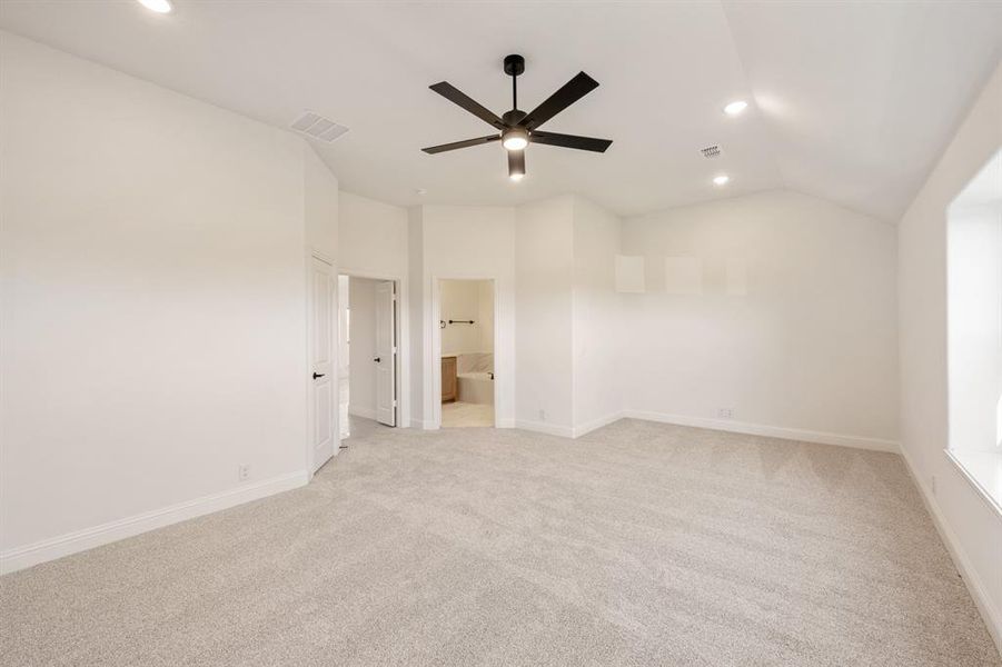 Spacious, unfurnished interior of a new home in Georgetown at Kings Fort 50s, Kaufman (Image 29).