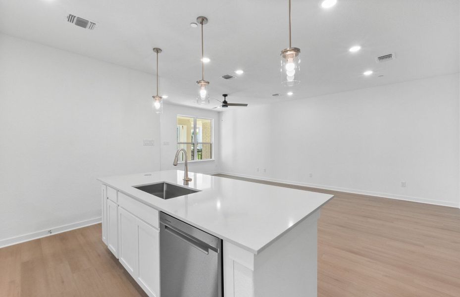 Image 20 representing the Easton by Pulte Homes in Monarch on Main, Round Rock, TX. Image 20 representing the Easton by Pulte Homes in Monarch on Main, Round Rock, TX.