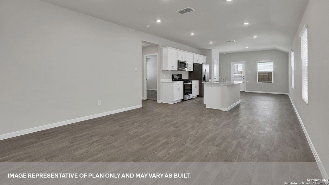 Spacious, unfurnished interior of a new home in Whisper South, San Marcos (Image 14).