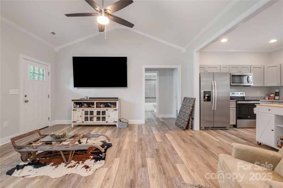 Image 27 of a home in .