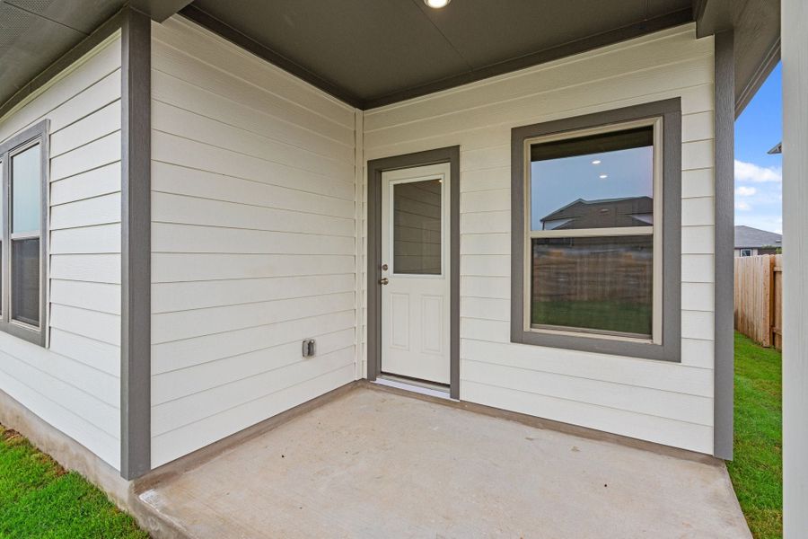 4br New Home in Cedar Creek, TX.  - Slide 3