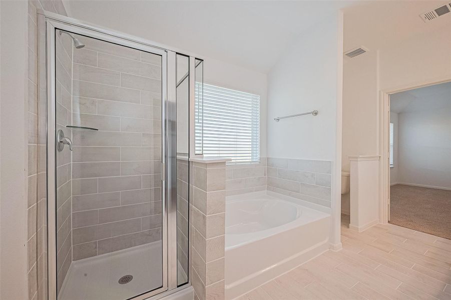 Furnished interior view inside a new home in Lago Mar, Texas City (Image 6).