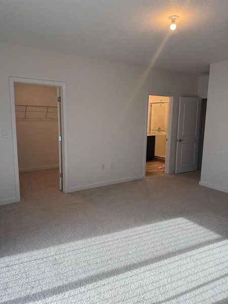 Spacious, unfurnished interior of a new home in , Homestead (Image 13).
