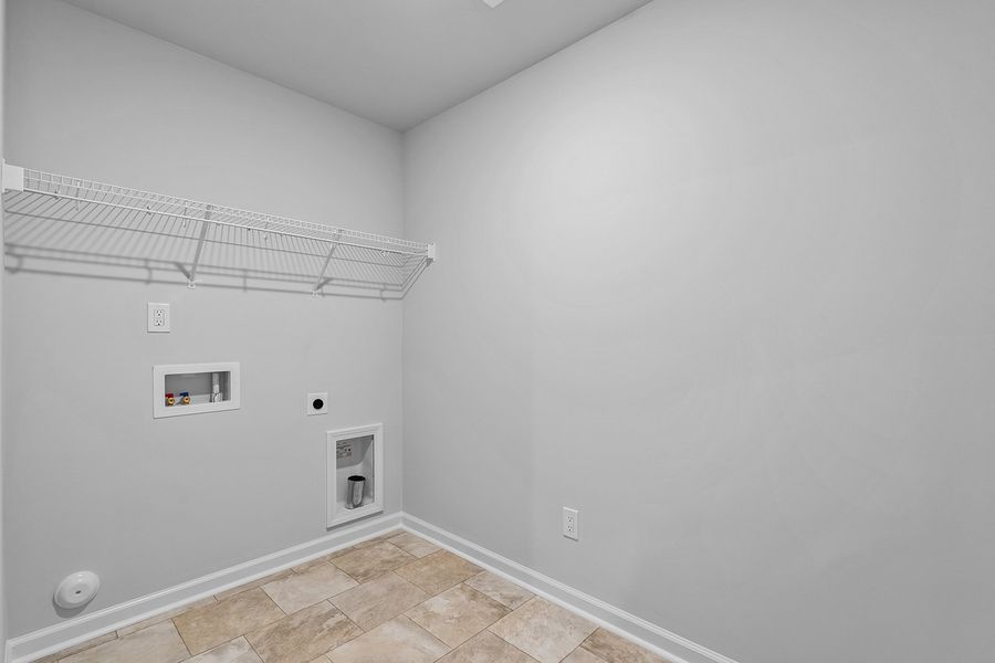 Spacious, unfurnished interior of a new home in Bell West, Kernersville (Image 27).