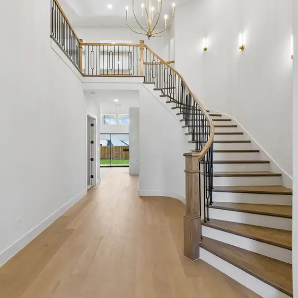 Spacious, unfurnished interior of a new home in StarView, Prosper (Image 53).