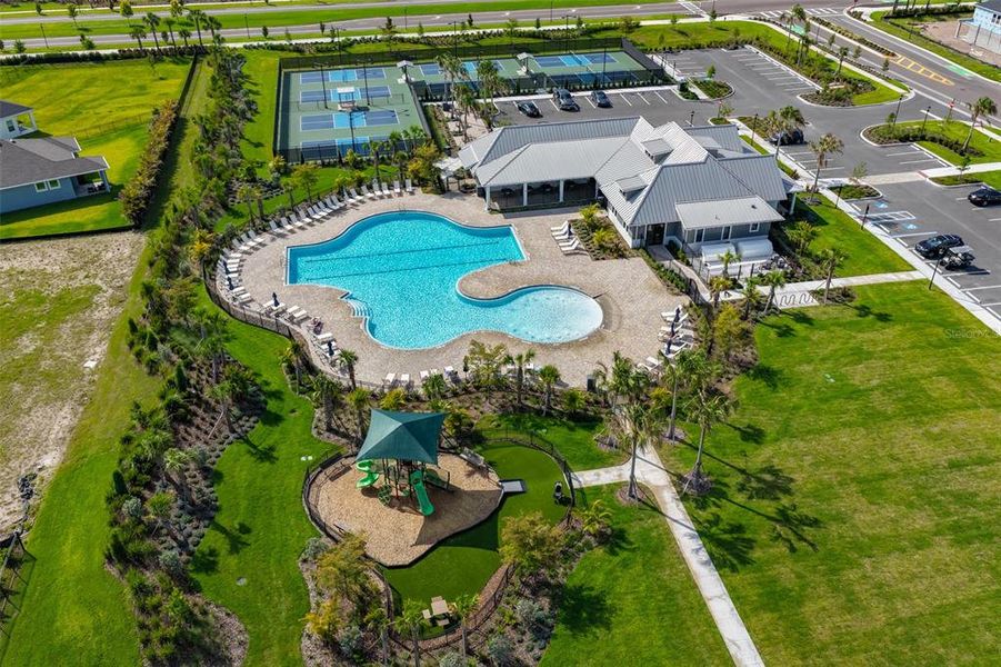 Community amenities in , Apollo Beach (Image 85).