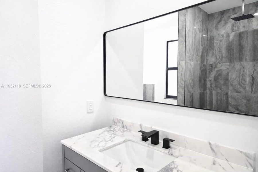 Furnished interior view inside a new home in , Clewiston (Image 10).