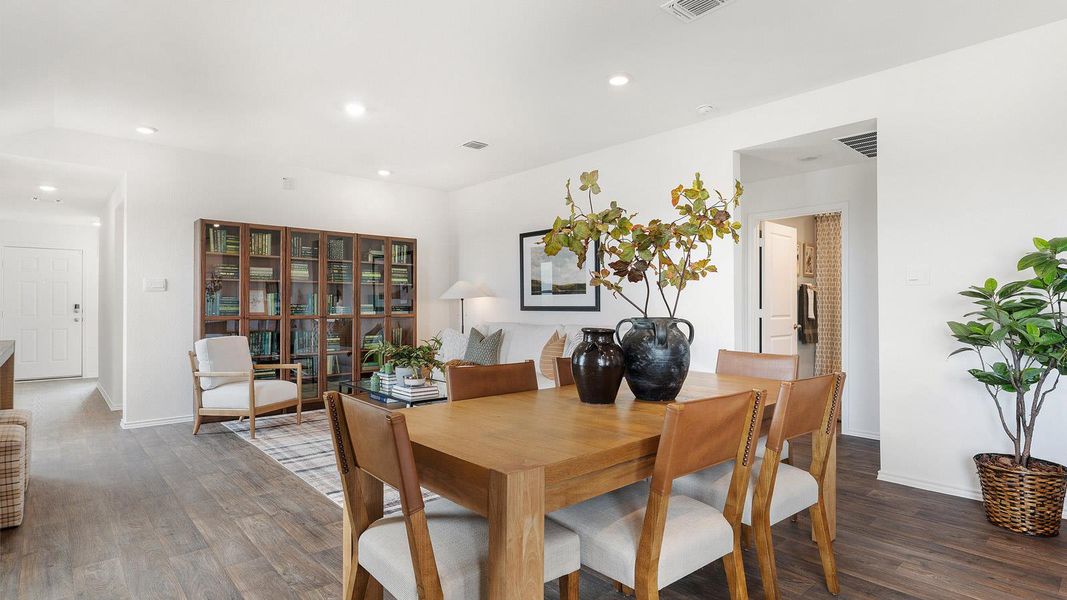 Furnished interior view inside a new home in Wayside, Uhland (Image 20).