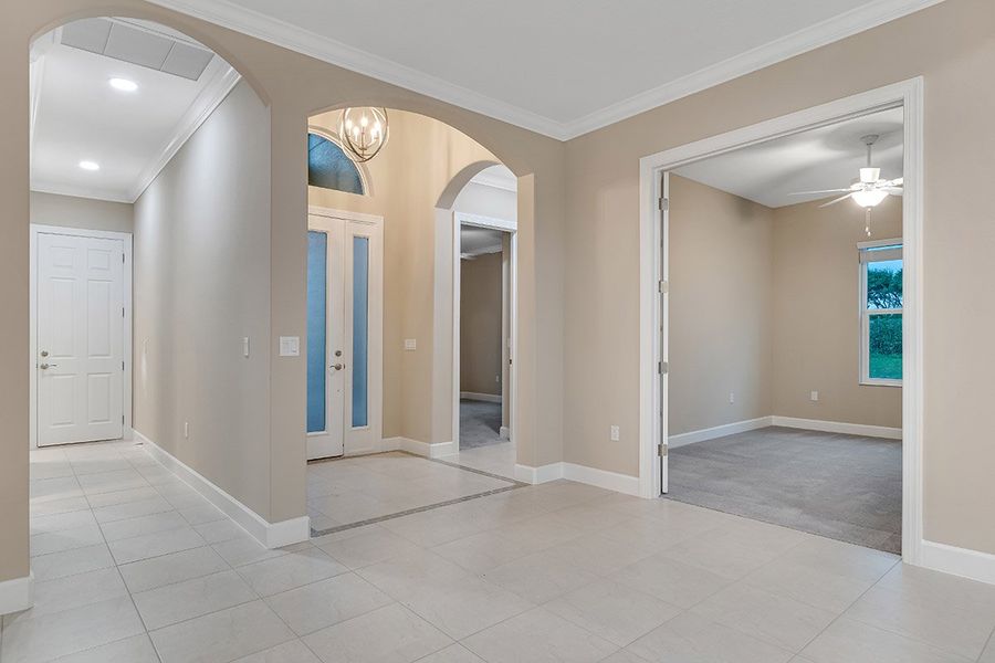 Sawgrass with Bonus Den