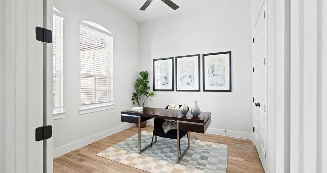 Furnished interior view inside a new home in 6 Creeks, Kyle (Image 8).