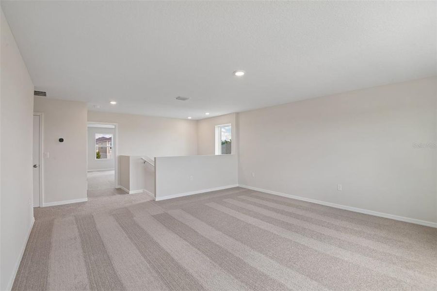 Spacious, unfurnished interior of a new home in Wynnstone, Davenport (Image 29). Spacious, unfurnished interior of a new home in Wynnstone, Davenport (Image 29).