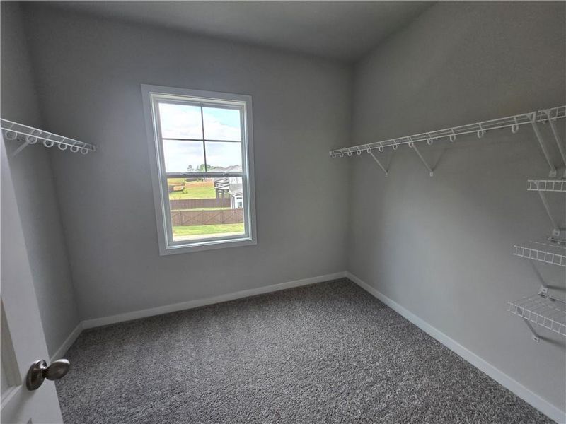 Spacious, unfurnished interior of a new home in Pinecrest Ridge, Dacula (Image 11).