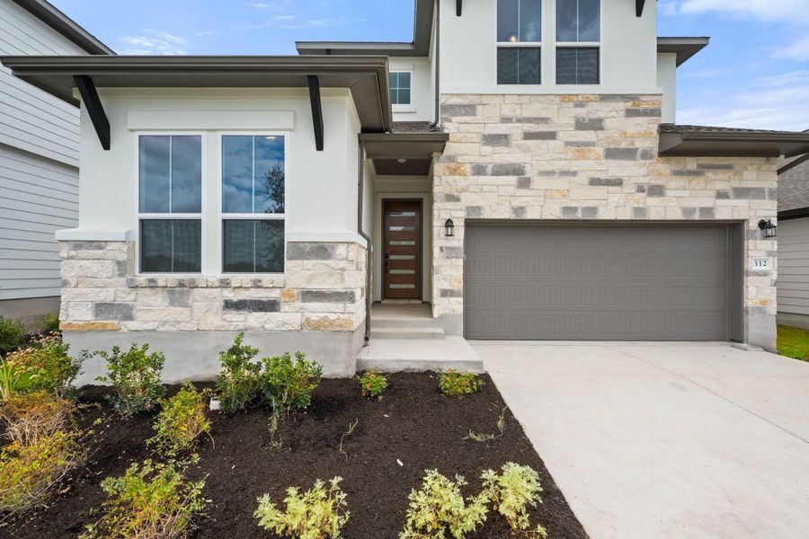 Exterior details and patio area of a home in Park Central, Georgetown (Image 3).