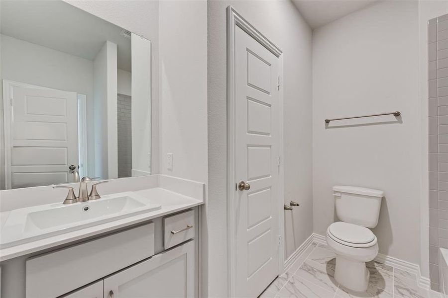 Furnished interior view inside a new home in Villages of Hurricane Creek, Anna (Image 8). Furnished interior view inside a new home in Villages of Hurricane Creek, Anna (Image 8).