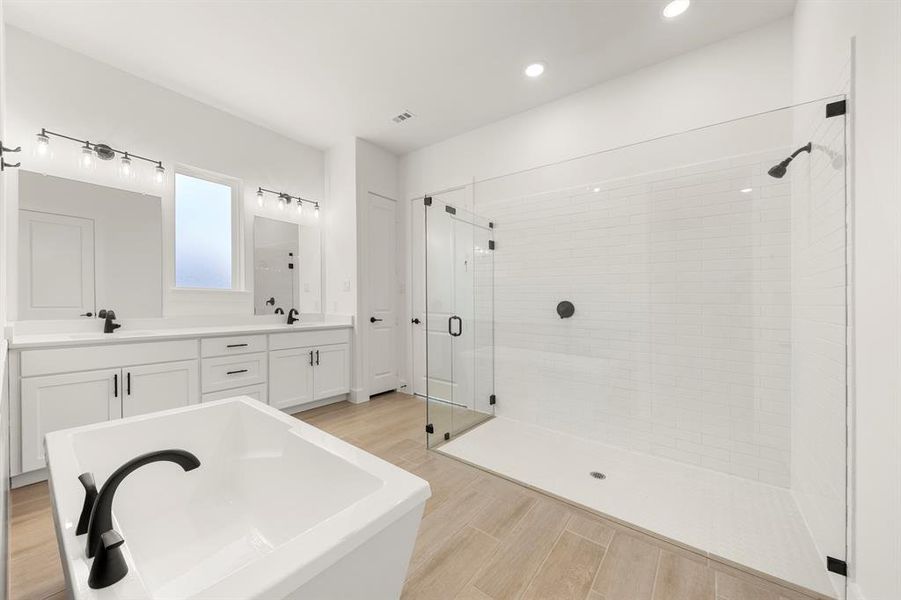 19. 2149 Ten Mile - Bath (3) 19. 2149 Ten Mile - Bath (3)