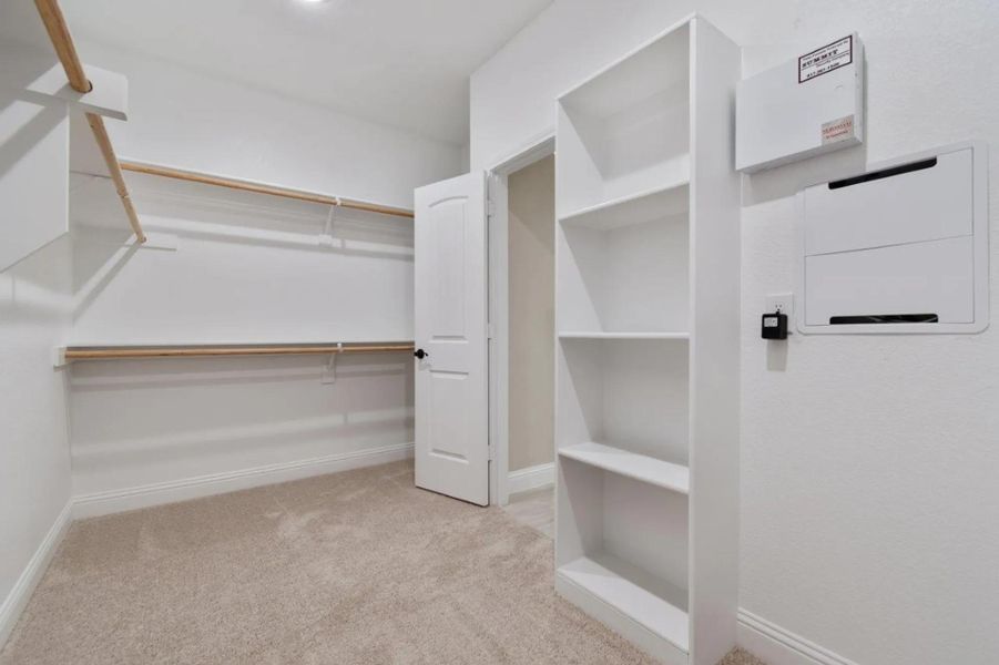 Image 245 representing the Concept 2373 by Landsea Homes in Coyote Crossing, Godley, TX. Image 245 representing the Concept 2373 by Landsea Homes in Coyote Crossing, Godley, TX.