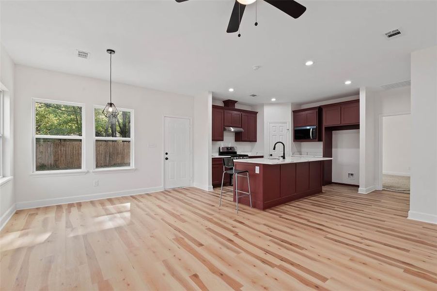Spacious, unfurnished interior of a new home in , Gainesville (Image 13). Spacious, unfurnished interior of a new home in , Gainesville (Image 13).