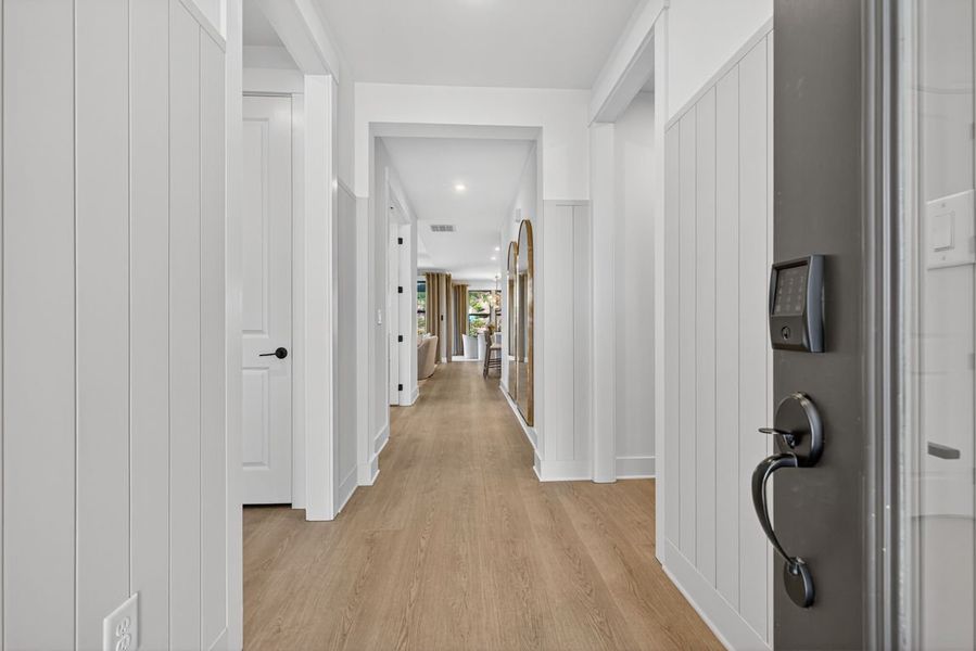 Representative unfurnished interior of a home built from the Mystique by Del Webb in Del Webb Chateau Elan, Hoschton (Image 24). Representative unfurnished interior of a home built from the Mystique by Del Webb in Del Webb Chateau Elan, Hoschton (Image 24).