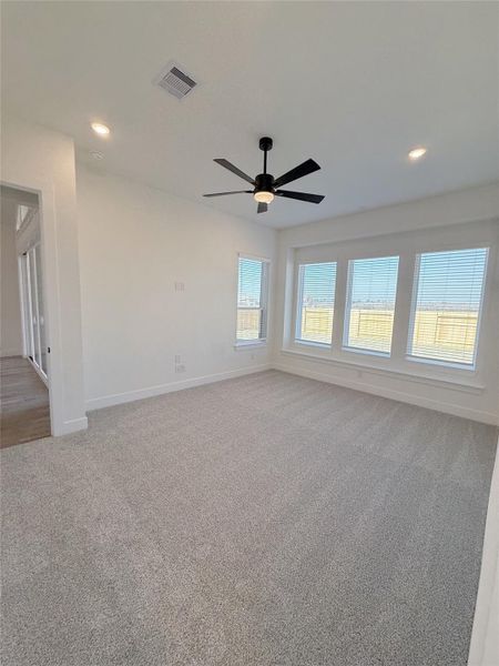 Spacious, unfurnished interior of a new home in Briarley, Montgomery (Image 33).