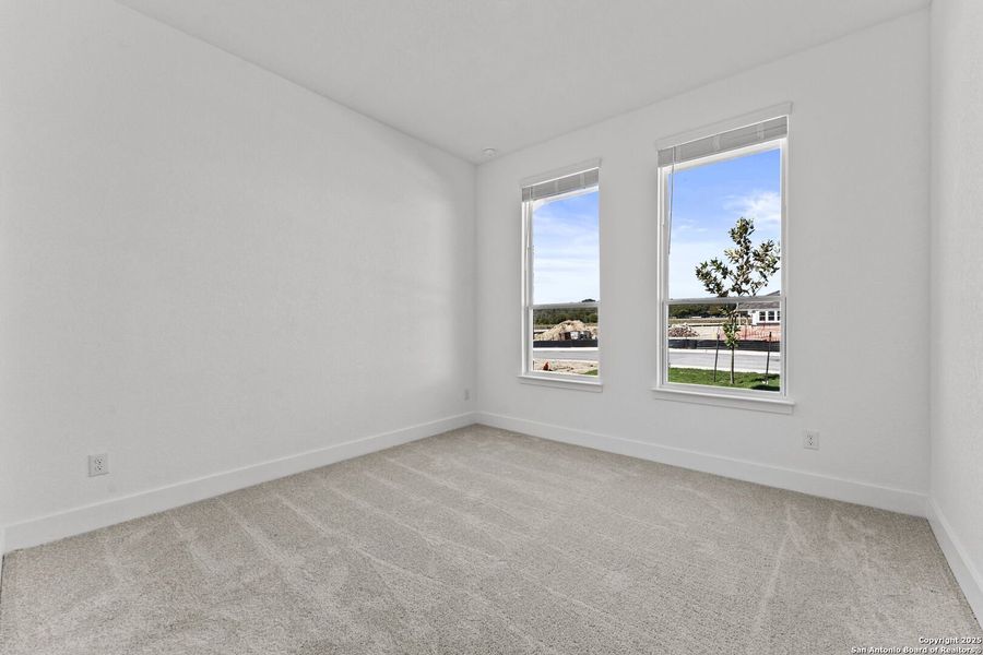 Spacious, unfurnished interior of a new home in Gatehouse: Classic Collection, New Braunfels (Image 37).