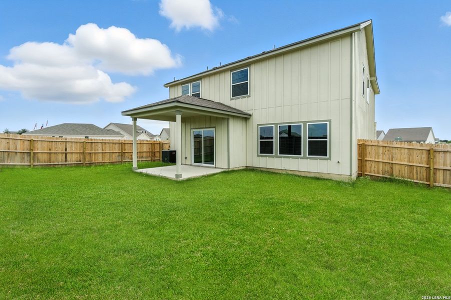 Exterior details and patio area of a home in Weltner Farms 50’s, New Braunfels (Image 20).