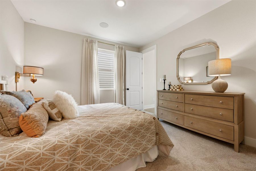 Representative images and renderings are for illustrative purposes. Actual structural options and design finishes of home may vary.