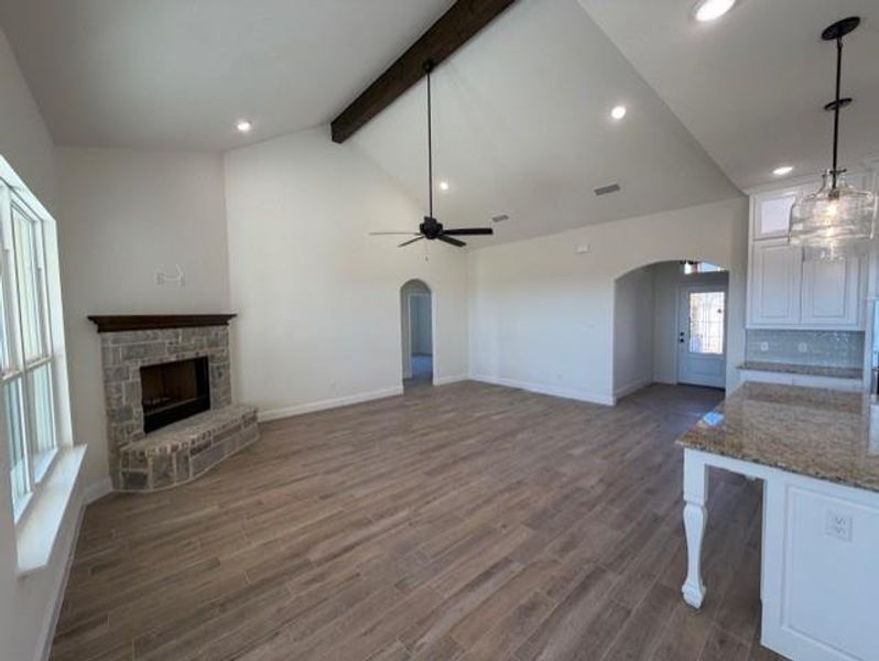 Spacious, unfurnished interior of a new home in , Azle (Image 12).