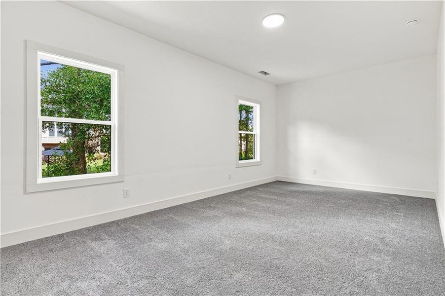 Spacious, unfurnished interior of a new home in , Fairburn (Image 56).