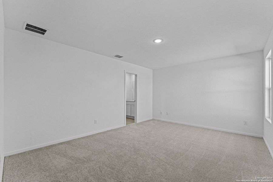 Spacious, unfurnished interior of a new home in Friendship Oaks, Fredericksburg (Image 24). Spacious, unfurnished interior of a new home in Friendship Oaks, Fredericksburg (Image 24).